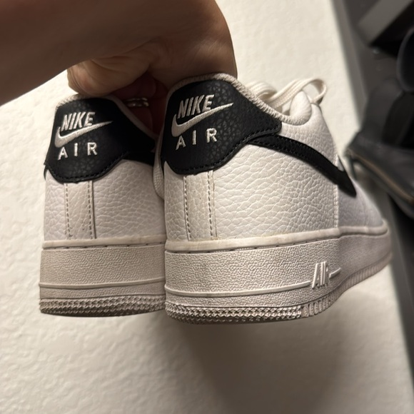 Nike Air Force 1 - Picture 4 of 4